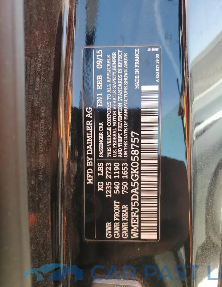 WMEFJ5DA5GK058757# 12