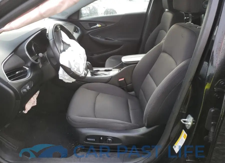 1G1ZD5ST5JF201562# 7