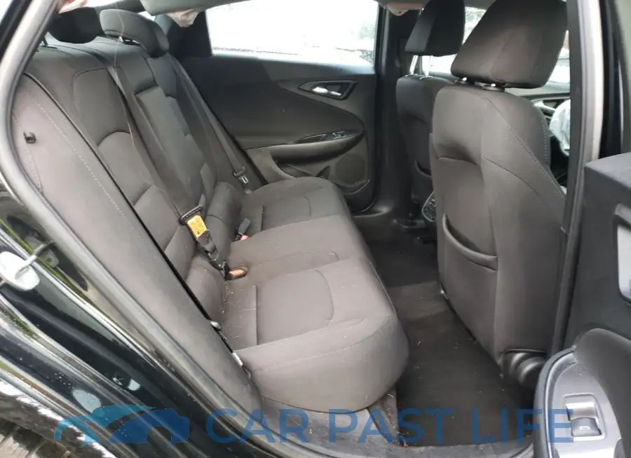 1G1ZD5ST5JF201562# 10