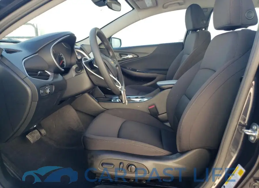 1G1ZD5ST3PF184947# 7