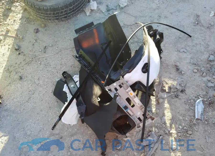 3N1AB8DV5PY307640# 12