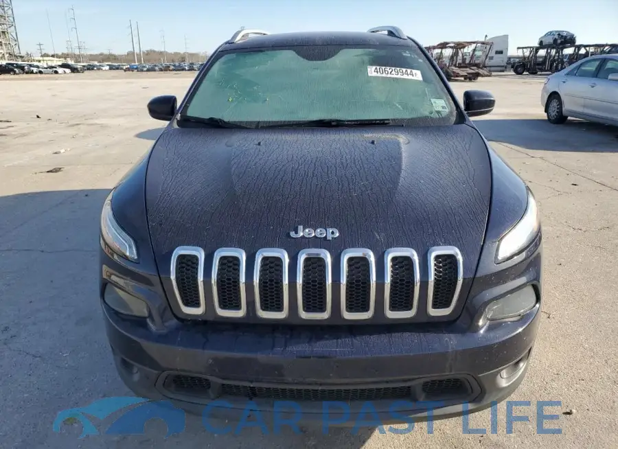 1C4PJLCS5GW302577# 5