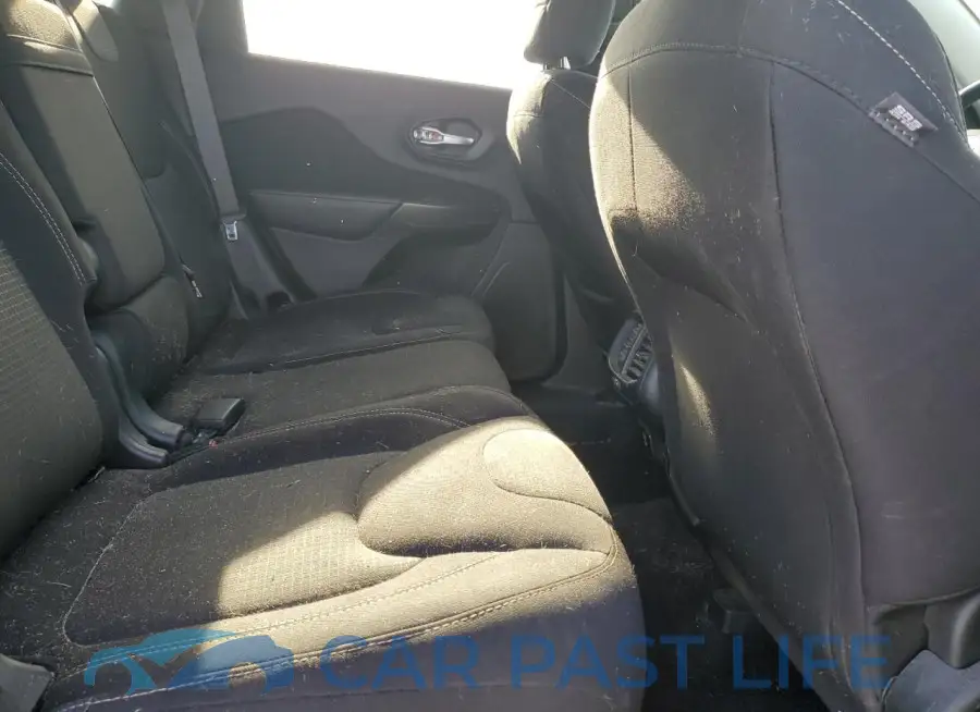1C4PJLCS5GW302577# 10