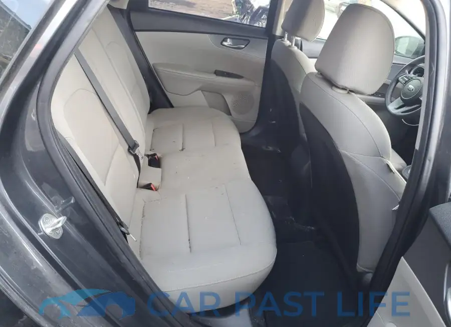 3KPF24AD4LE260734# 10