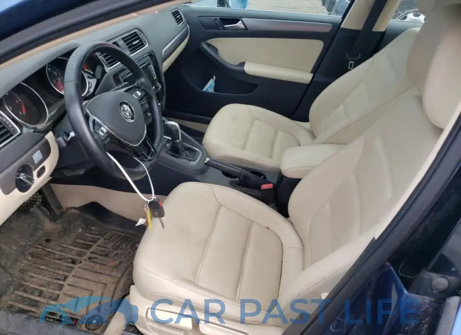 3VWLA7AJ7FM421176# 7