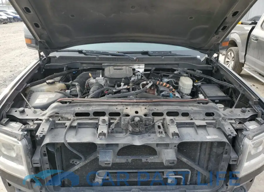 1GT12UE88GF115389# 11