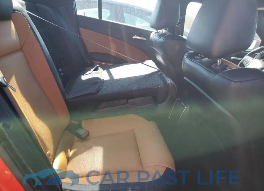 2C3CDXBG8NH261985# 10