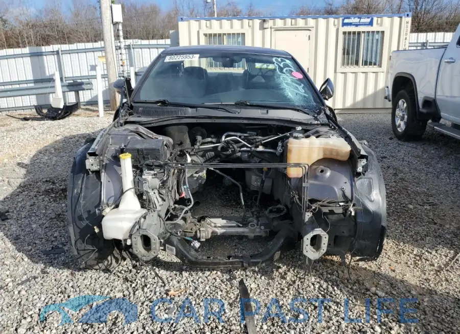 2C3CDXCT6FH729533# 5