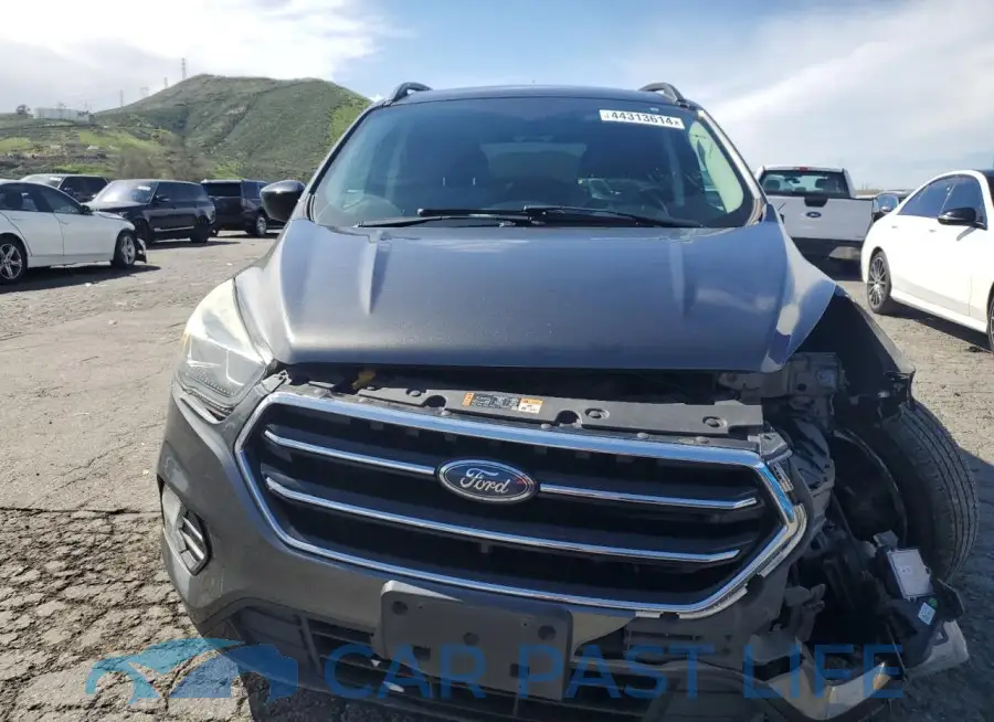1FMCU0GD5HUC95932# 5