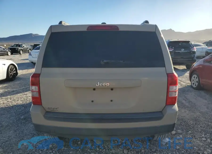 1C4NJPBB9HD136741# 6