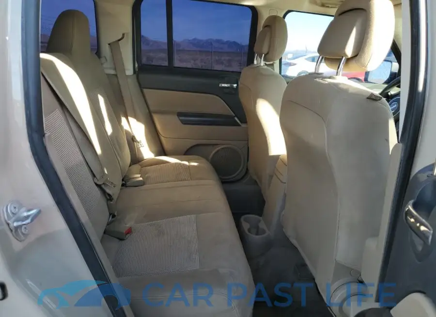 1C4NJPBB9HD136741# 11