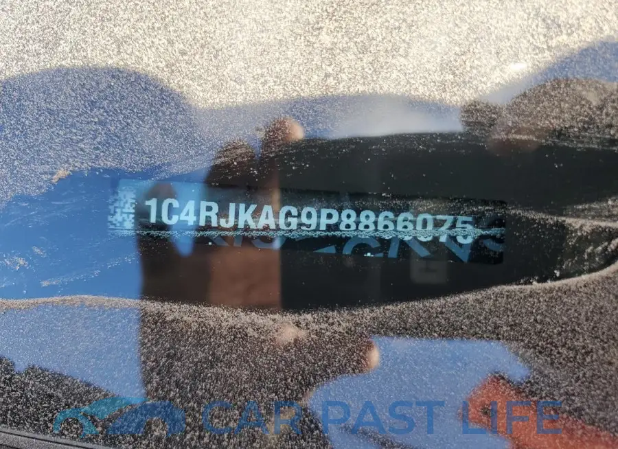 1C4RJKAG9P8866075# 12