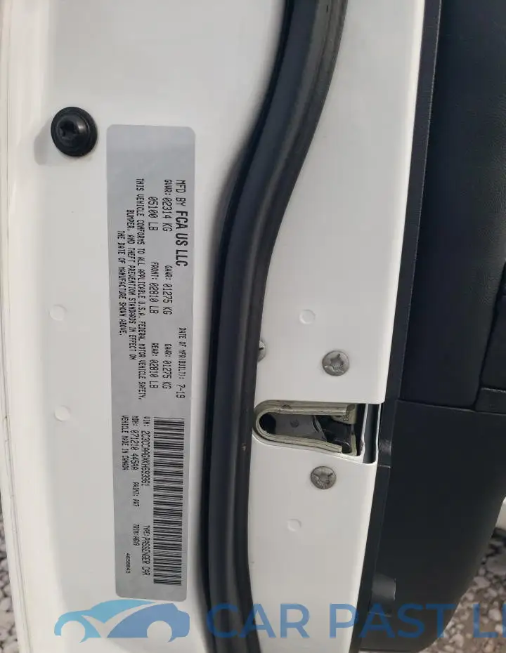 2C3CCAAGXKH693961# 12