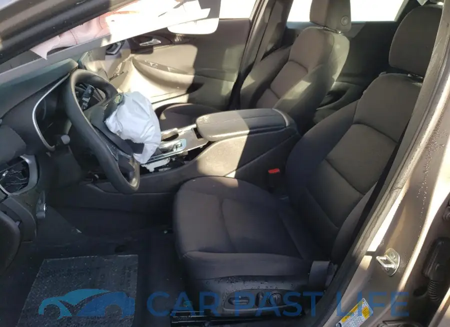 1G1ZD5ST1PF180038# 7