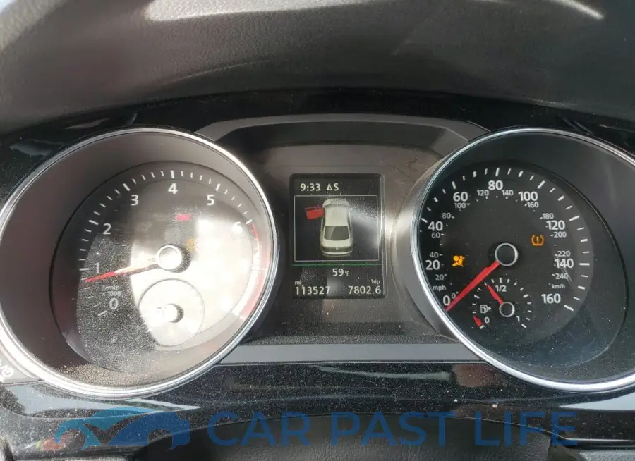 3VW5T7AJ7HM323979# 9