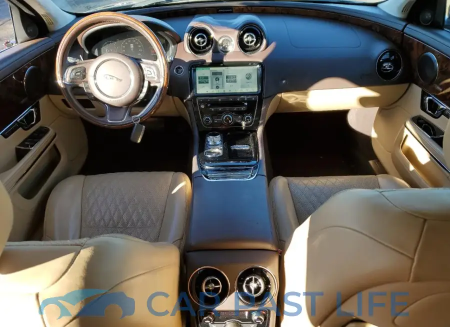SAJWA2G7XJ8W13625# 8