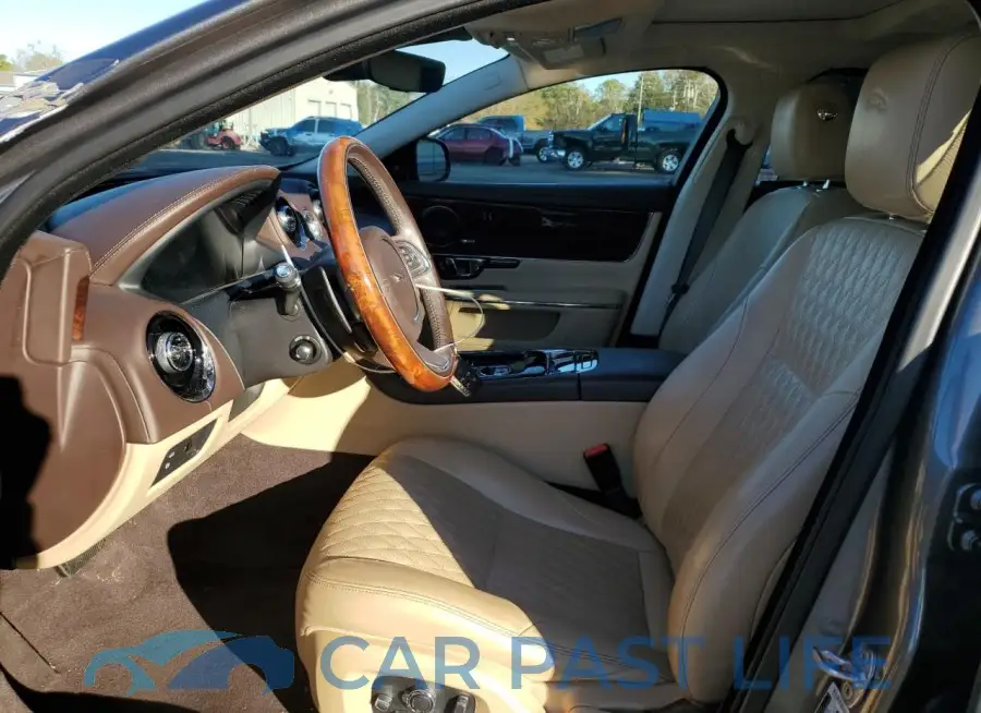 SAJWA2G7XJ8W13625# 7