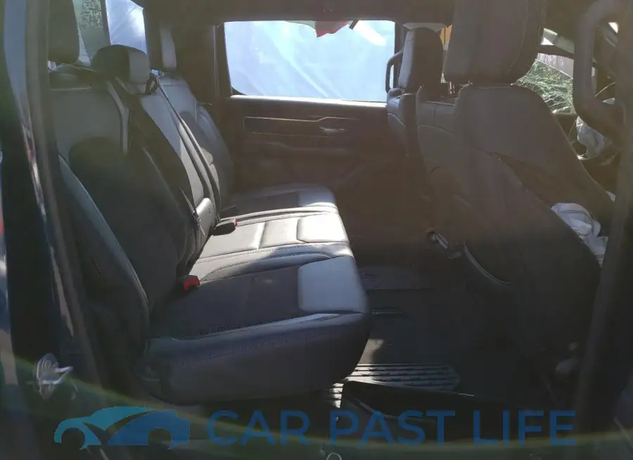 1C6SRFLT3LN256025# 10