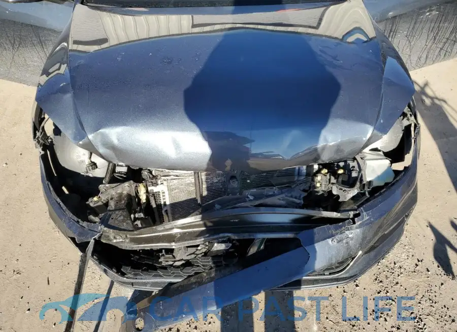 3VW5T7AU8KM025409# 11