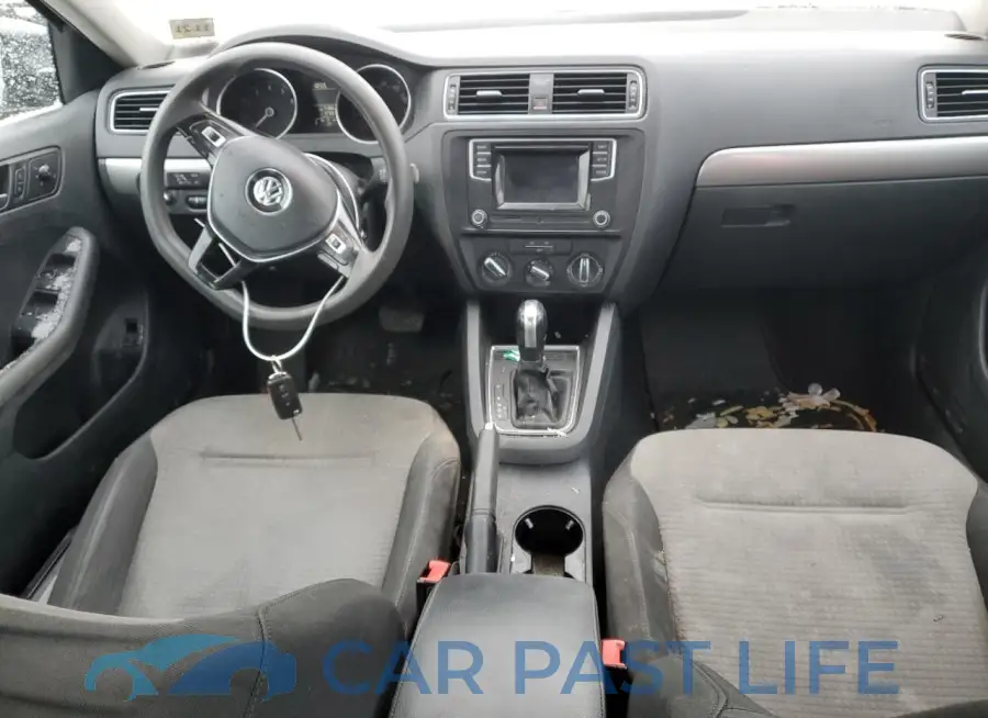 3VW2B7AJ9HM212341# 8