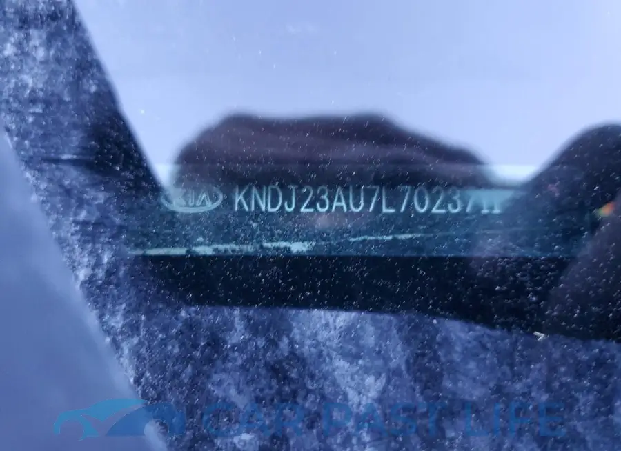 KNDJ23AU7L7023711# 12