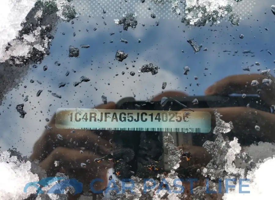 1C4RJFAG5JC140256# 13