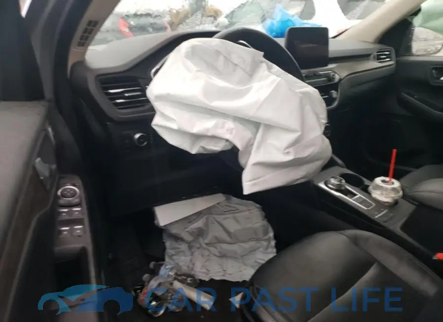 1FMCU9J90LUA59075# 8