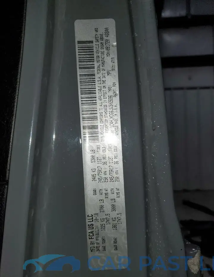 1C4HJXDG6JW302696# 14