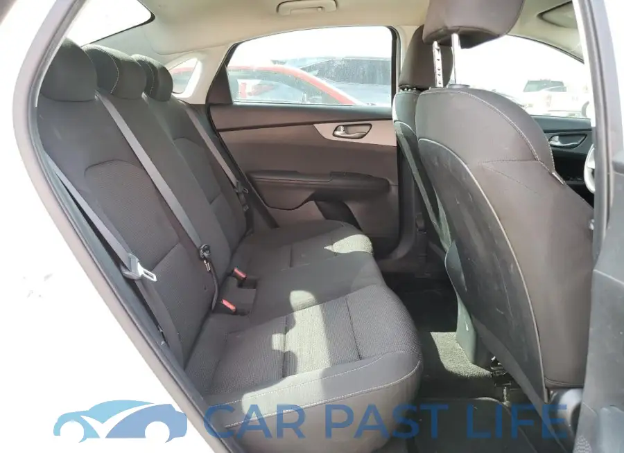 3KPF24AD9LE224960# 10