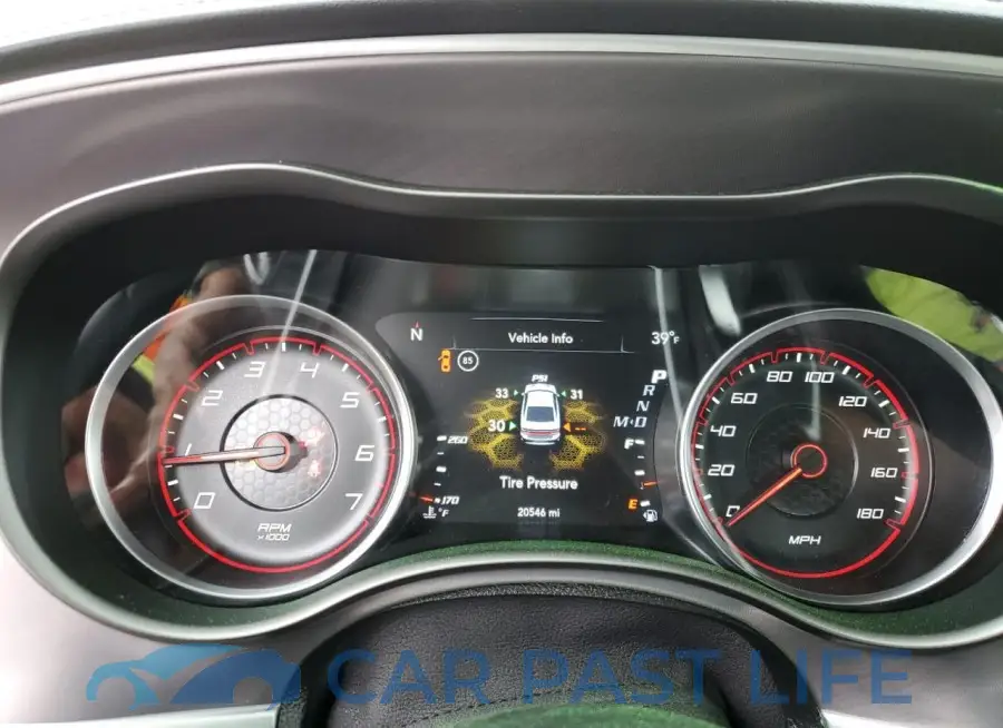2C3CDXGJ9MH607786# 9