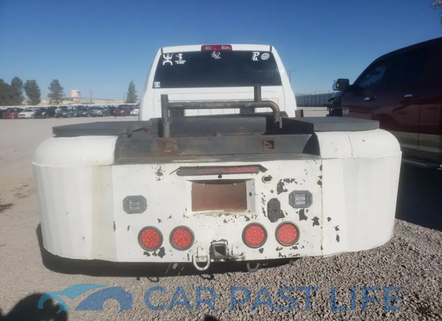 3C63RRGL9JG200046# 6