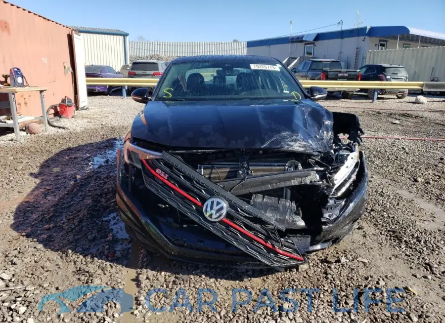 3VW5T7BU6MM019285# 5