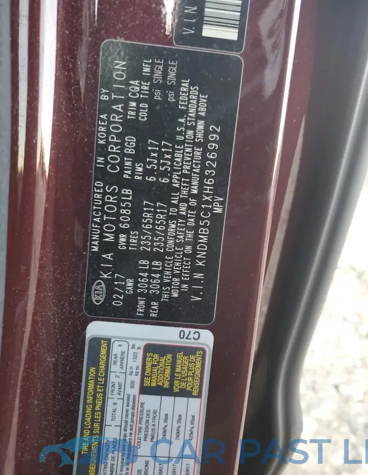 KNDMB5C1XH6326992# 13