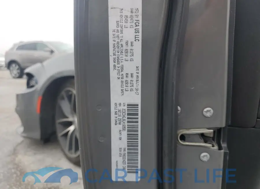 2C3CDXGJ8JH169581# 12