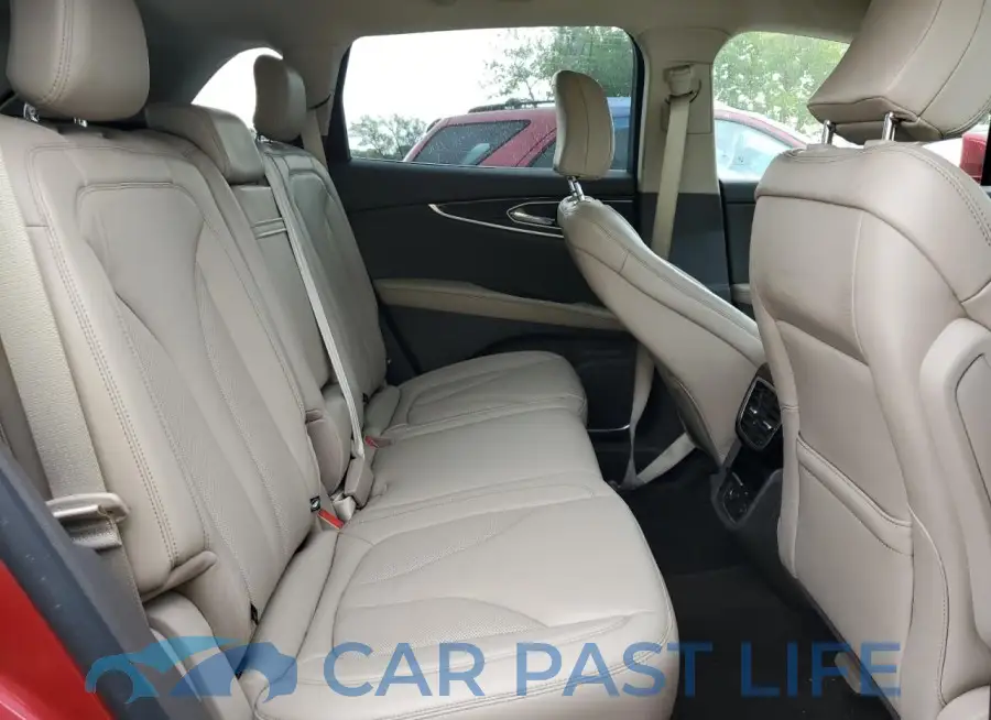 2LMPJ8J95MBL10687# 11