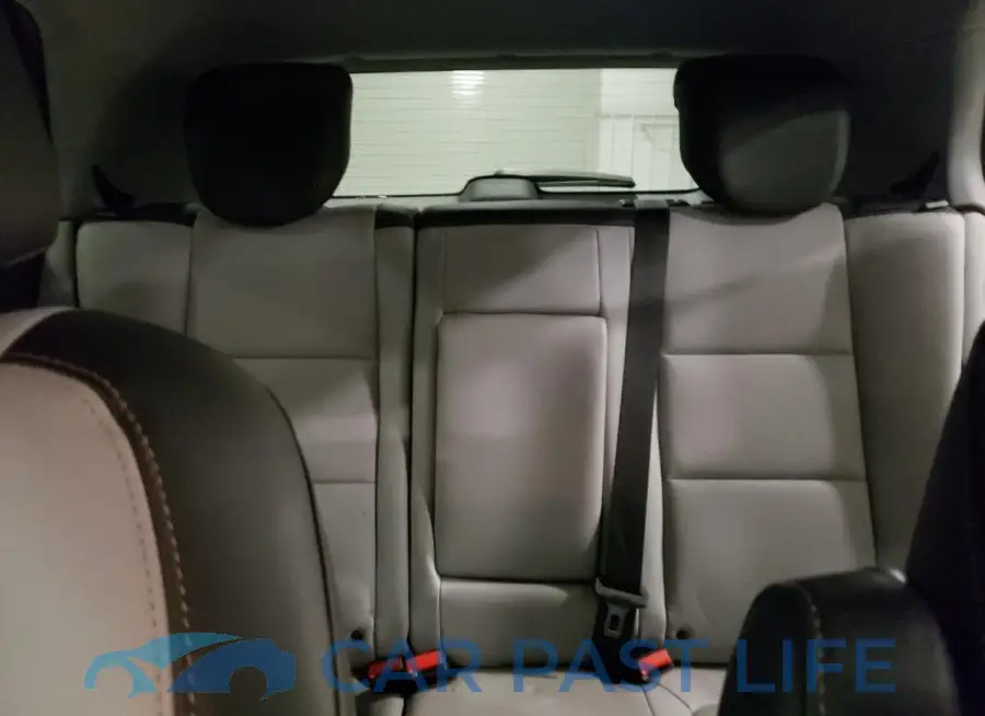 3GNCJRSB7JL264406# 10