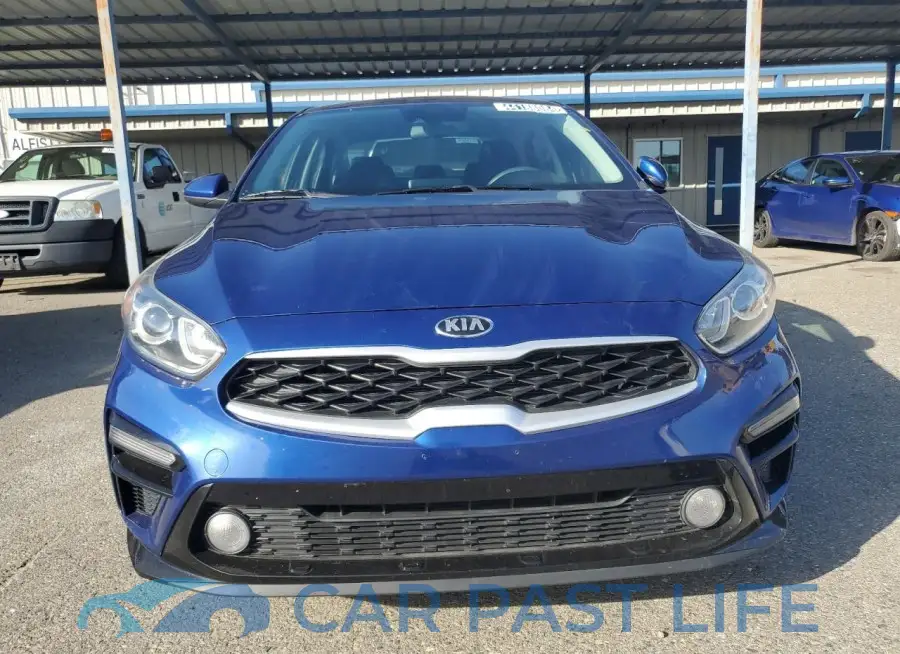 3KPF24AD6KE015657# 5