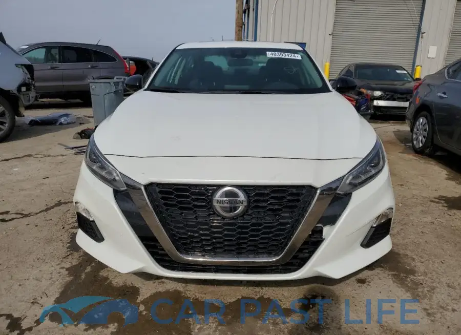 1N4BL4CV1MN401179# 5