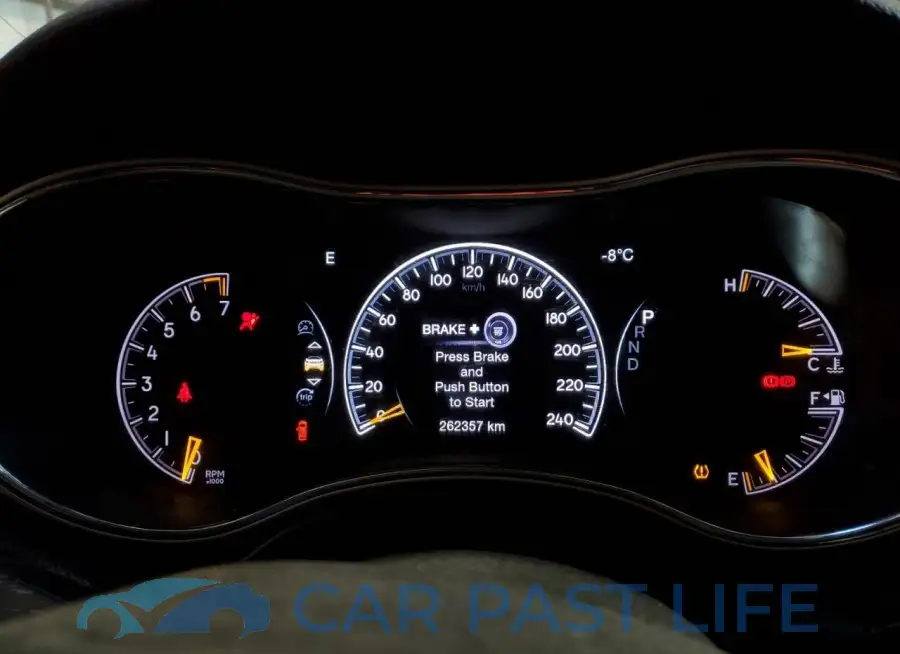 1C4RJFBG1HC926659# 9