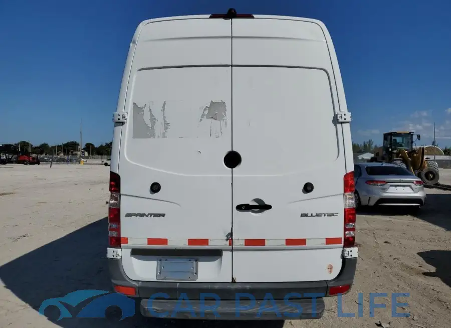 WD3PE8DC3FP147328# 6