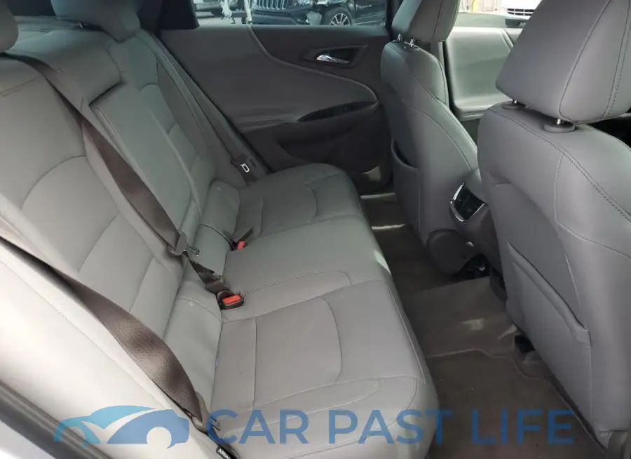 1G1ZD5ST6JF275508# 10