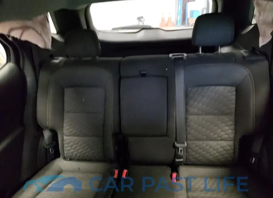 2GNAXTEVXL6161075# 10