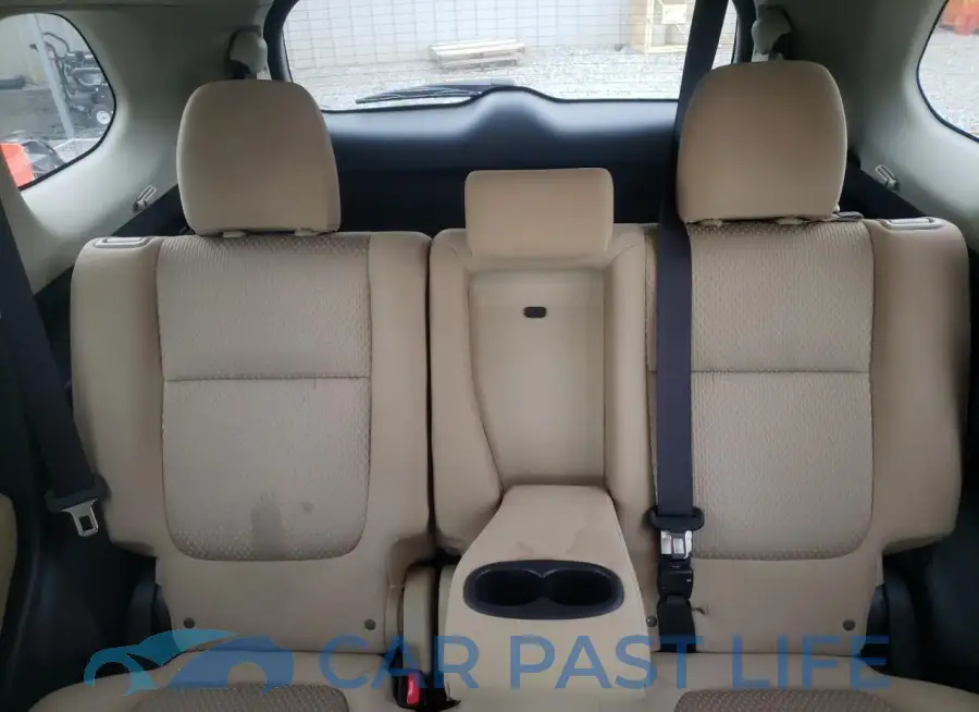 JA4AD3A32JZ068018# 10