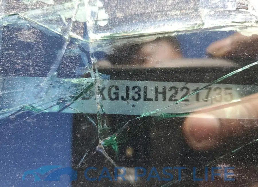 2C3CDXGJ3LH221735# 13
