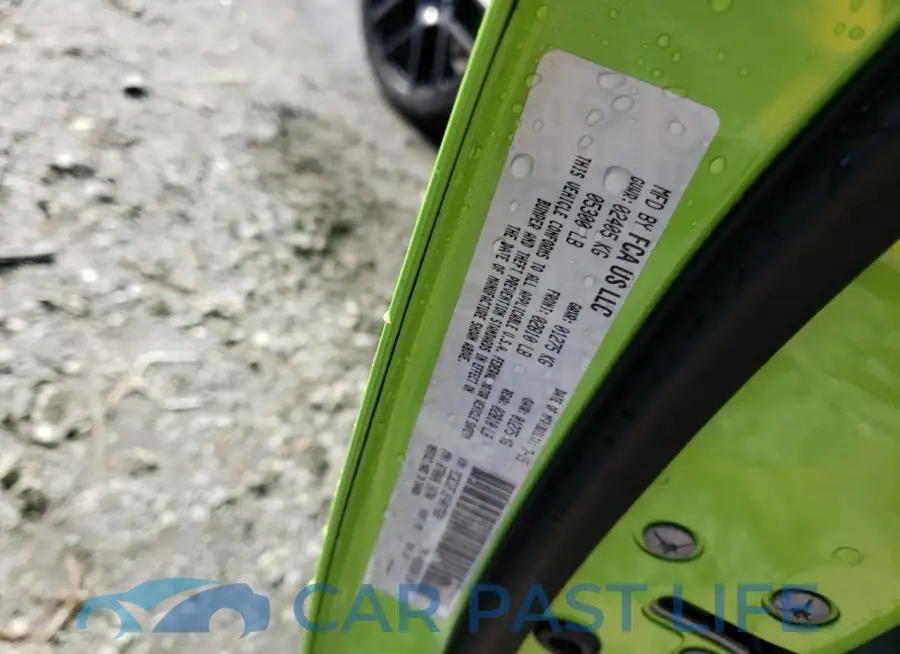 2C3CDZFJ1FH877689# 12