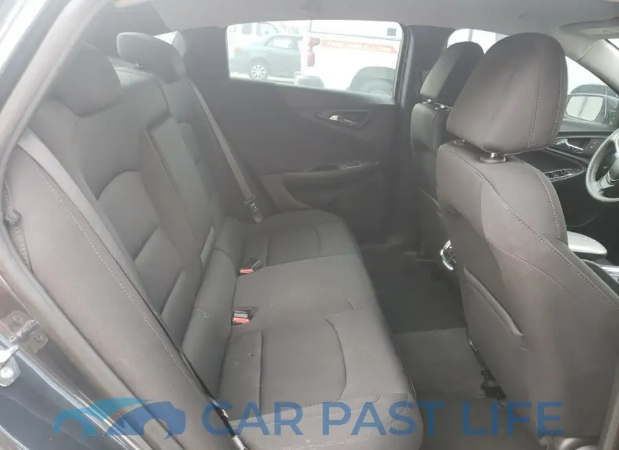 1G1ZD5ST8LF124673# 10