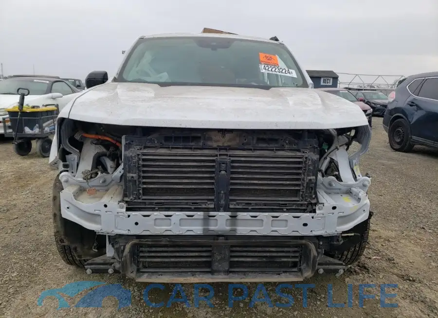 3FTTW8E37NRA18502# 5