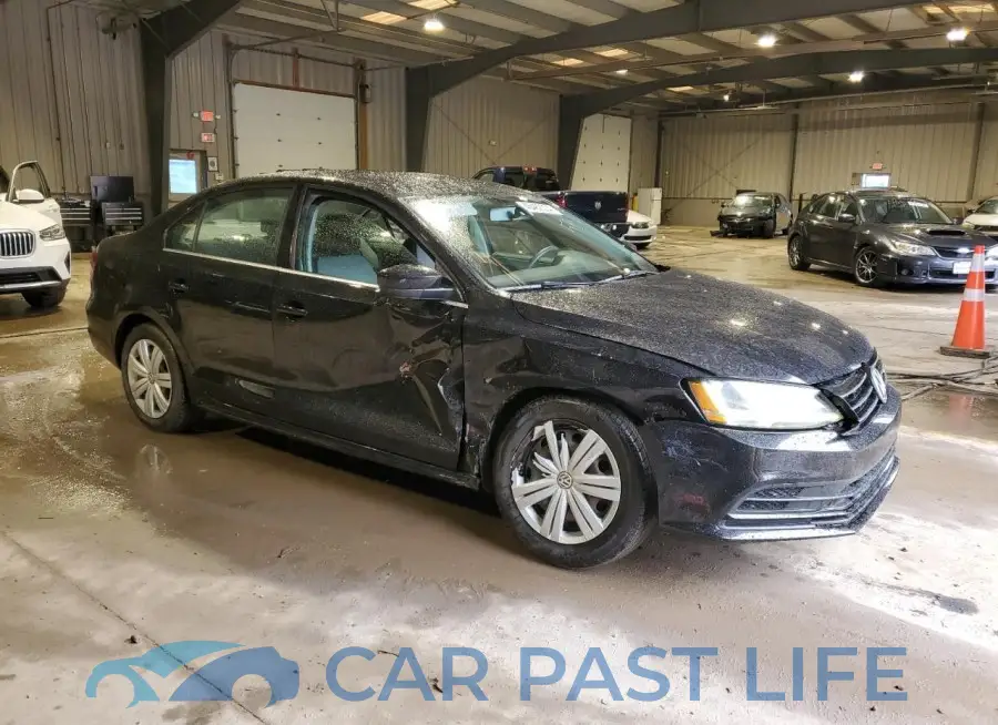 3VW2B7AJ0HM285579# 4