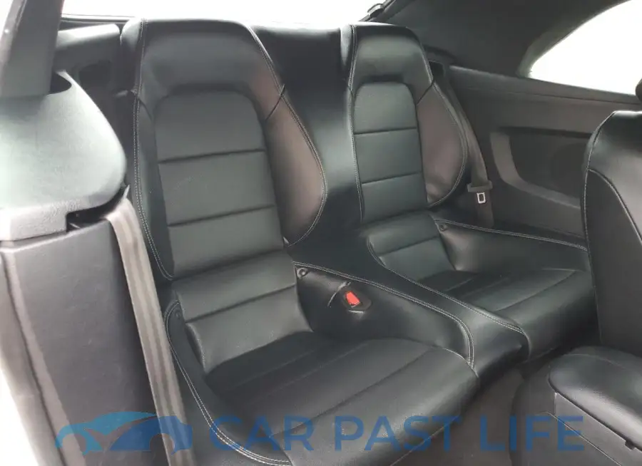 1FATP8UH1M5122646# 10
