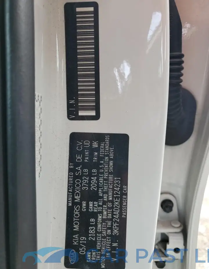 3KPF24AD2KE124231# 12